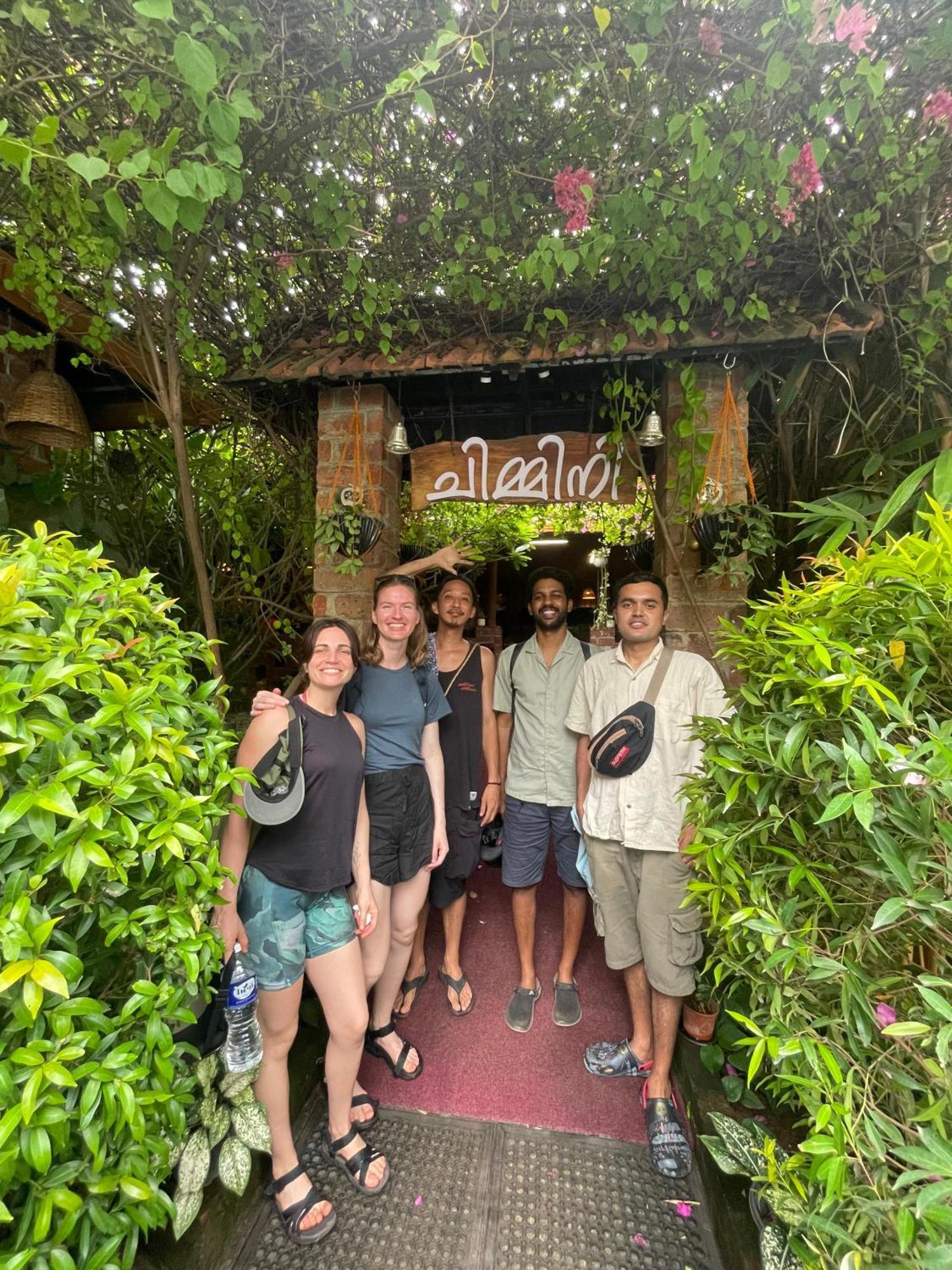 Hostelexp, Varkala - A Beach Town Hostel Екстериор снимка